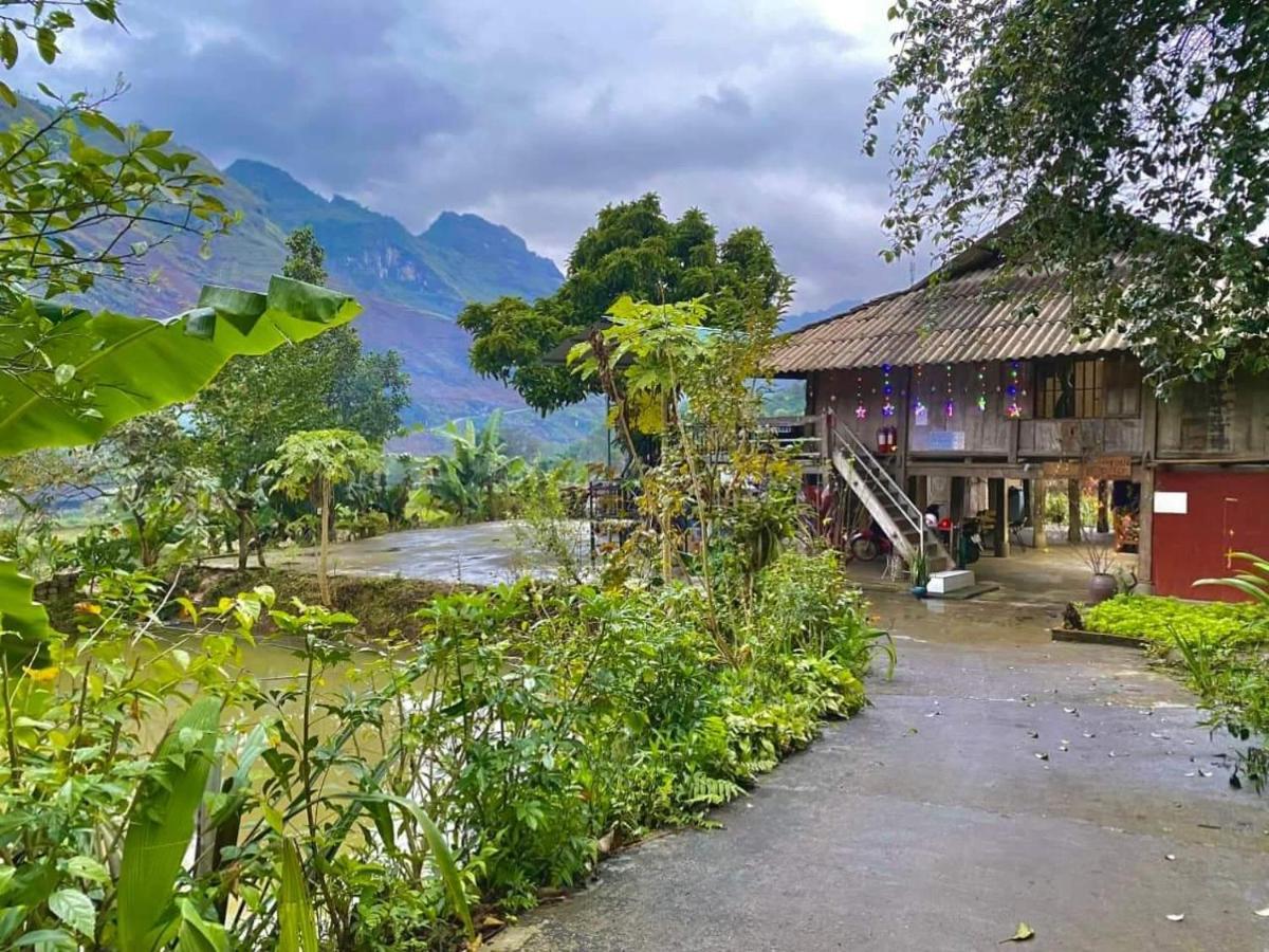 Du Gia Van Chung Homestay Làng Cac Exterior foto