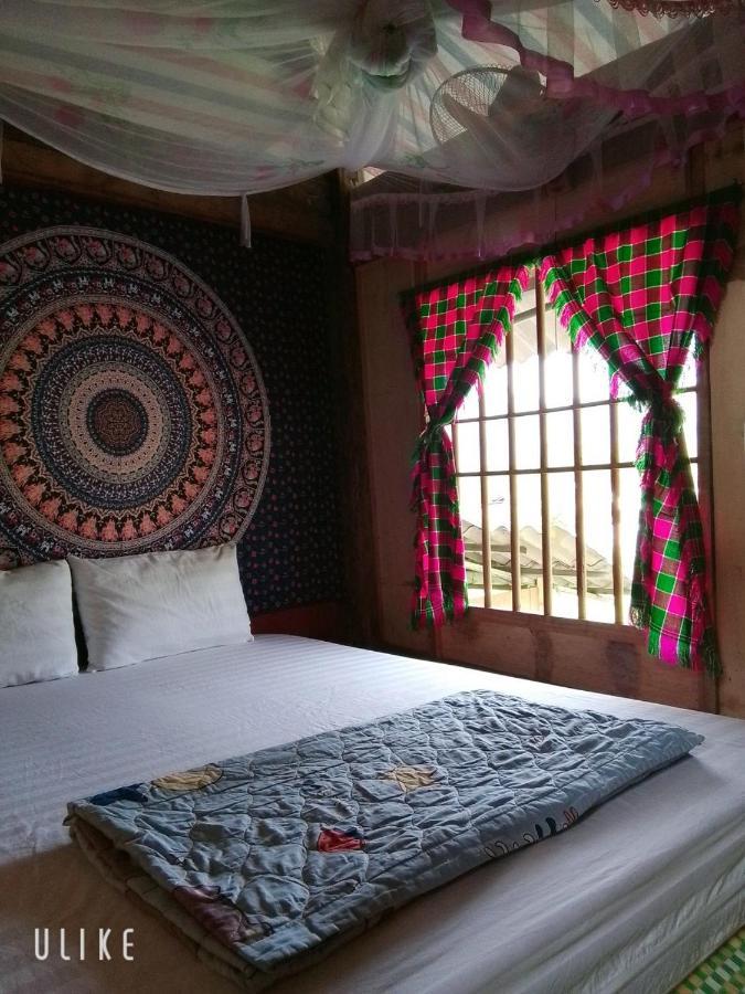 Du Gia Van Chung Homestay Làng Cac Exterior foto