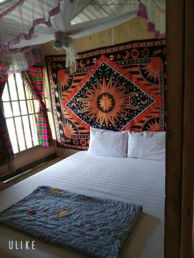 Du Gia Van Chung Homestay Làng Cac Exterior foto