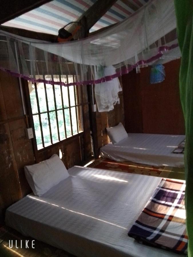 Du Gia Van Chung Homestay Làng Cac Exterior foto