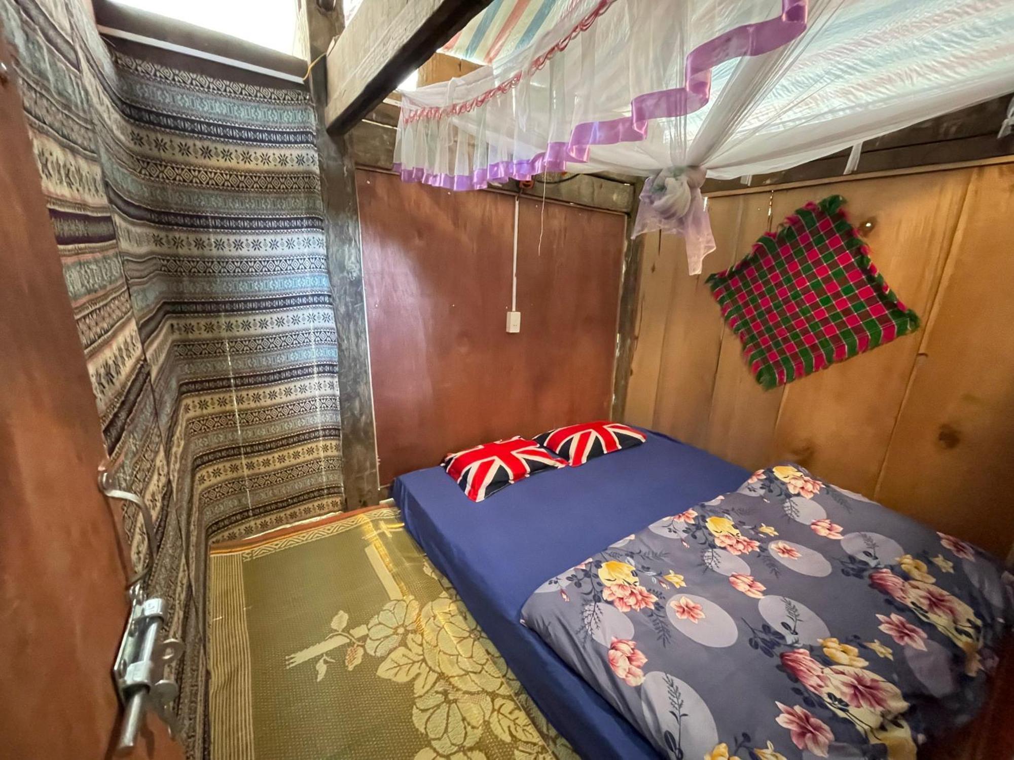 Du Gia Van Chung Homestay Làng Cac Quarto foto